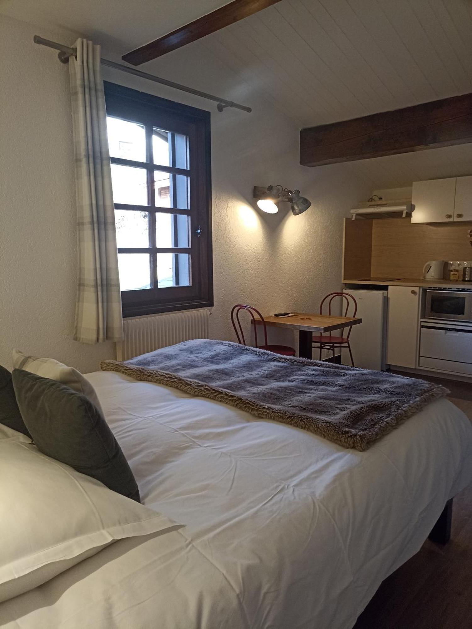 Chalet Appart'Hotel L'Eau Vive Saint-Nicolas-la-Chapelle  Экстерьер фото